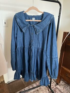 BDG Denim Blue Tiered Button-Front Dress with Ruffled Collar